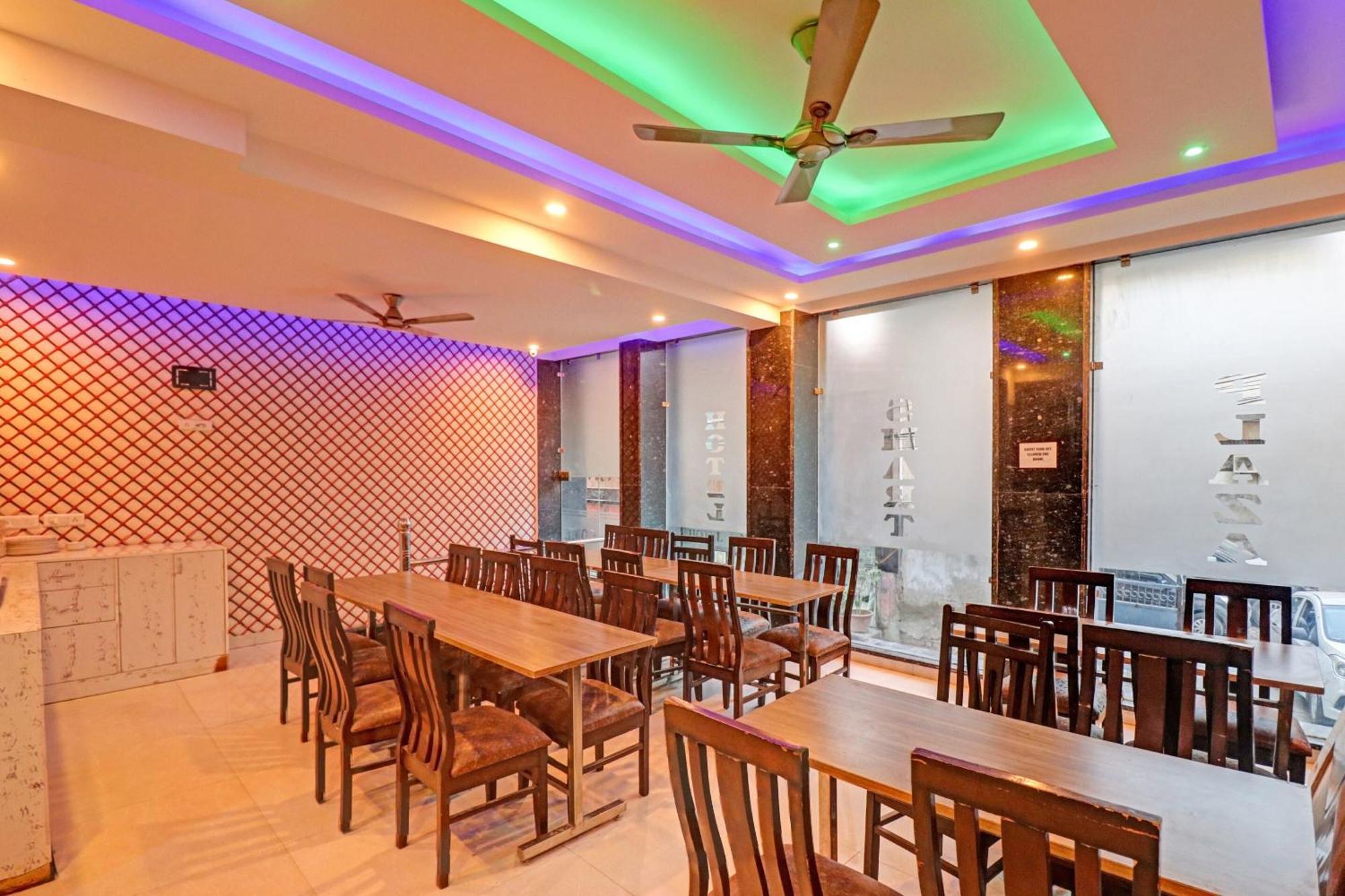 Townhouse Tark Inn New Delhi Luaran gambar