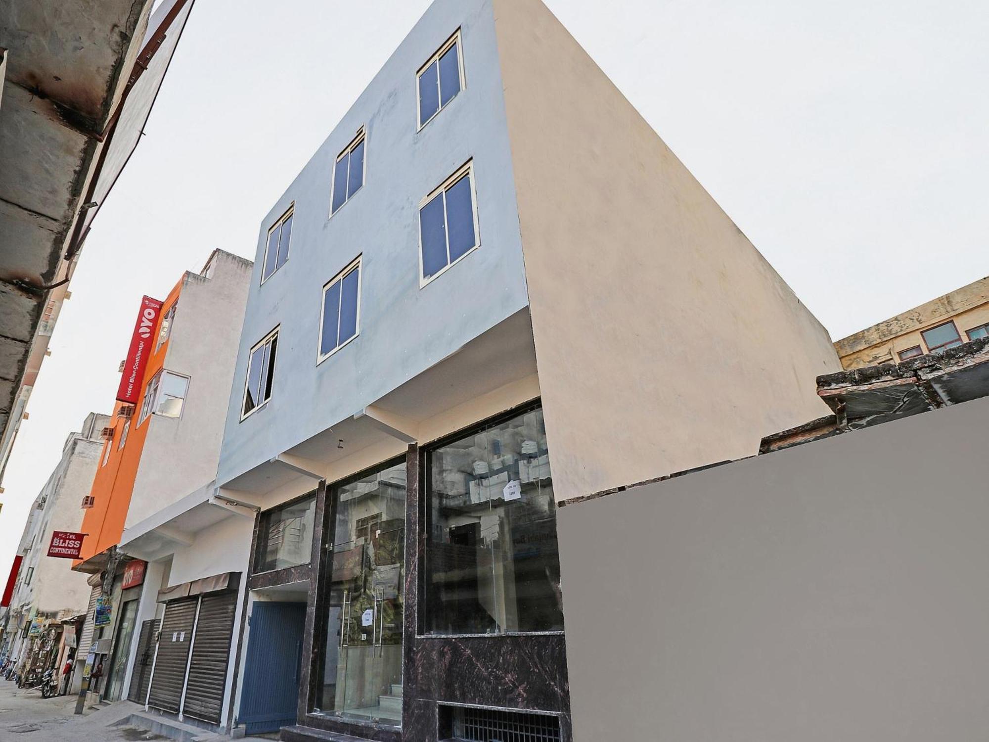 Townhouse Tark Inn New Delhi Luaran gambar
