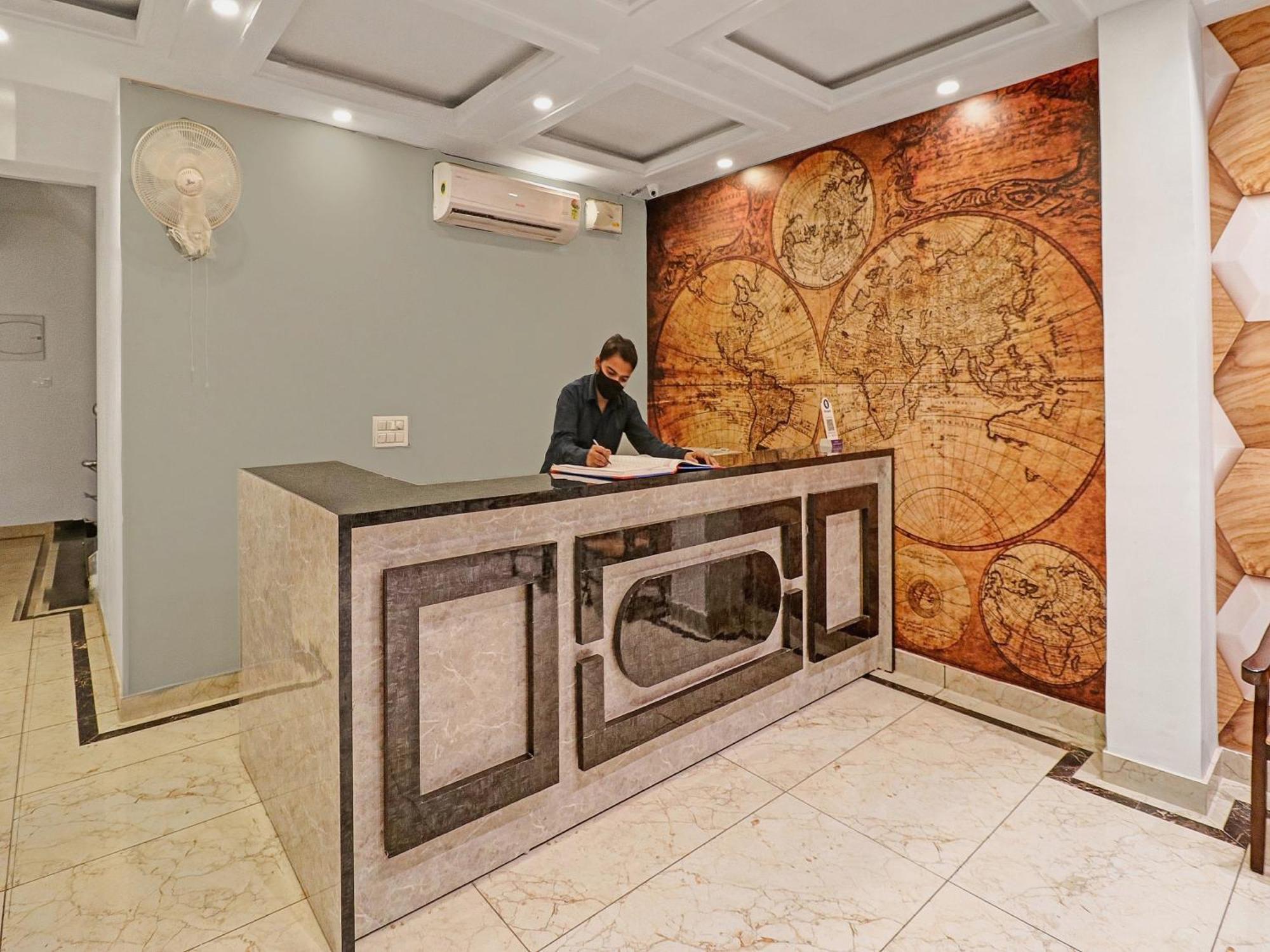 Townhouse Tark Inn New Delhi Luaran gambar